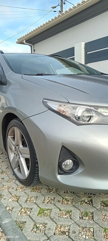 Toyota Auris Touring Sports - 6