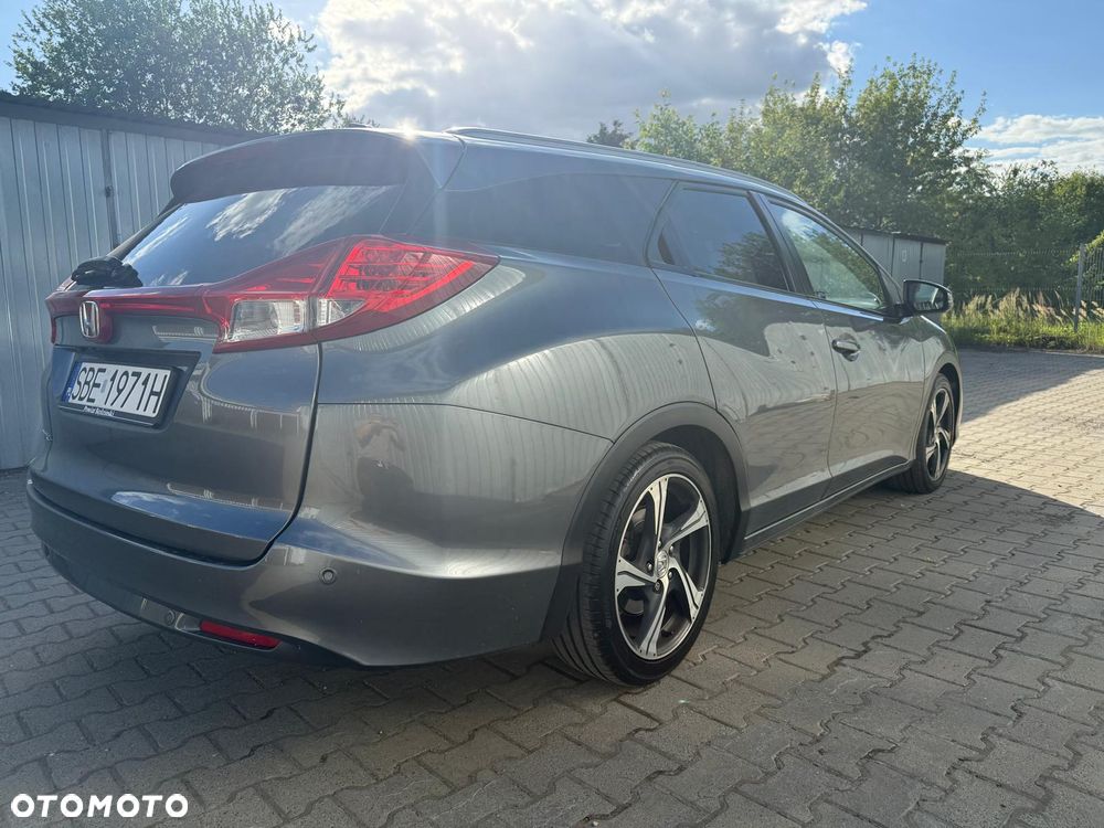 Honda Civic 1.8 Lifestyle (ADAS / Connect+) - 28