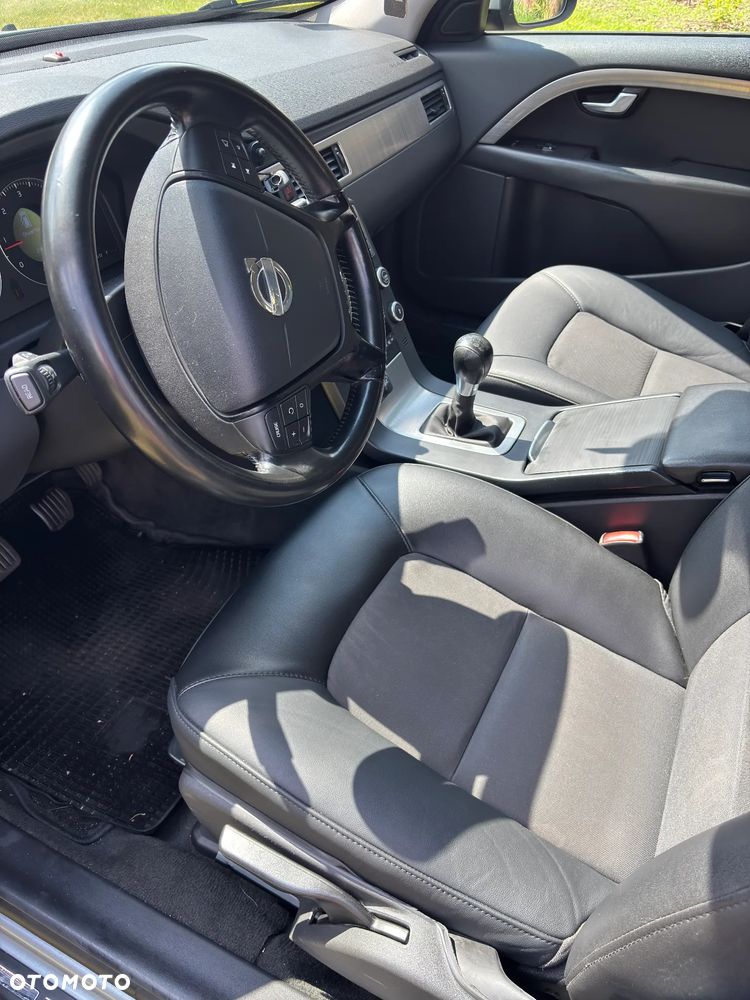 Volvo V70 - 10