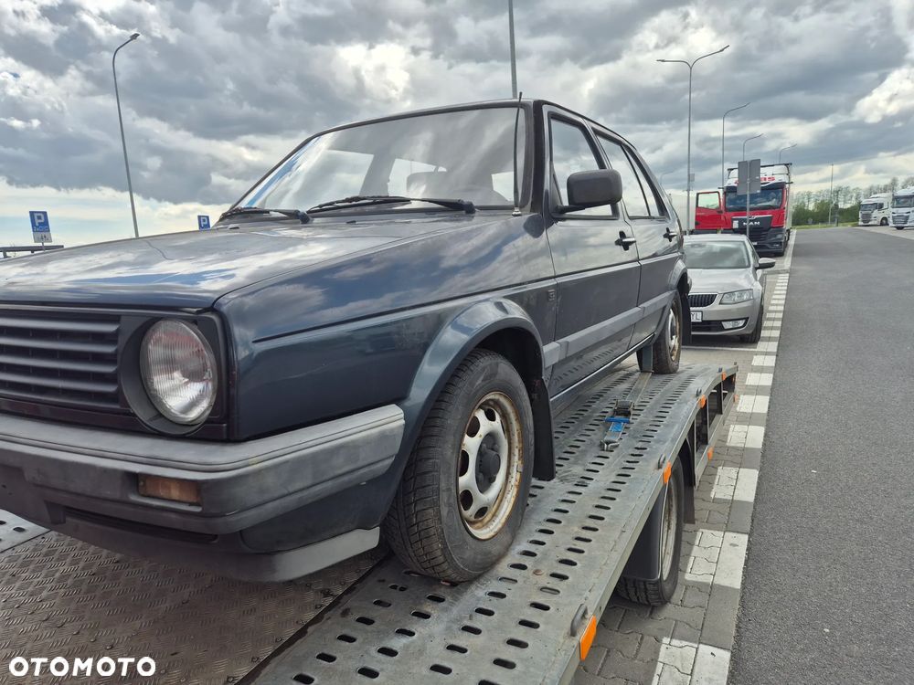 Volkswagen Golf 1.6 GL - 2