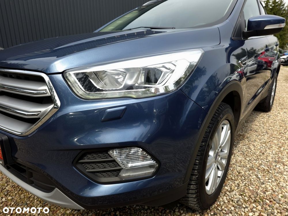 Ford Kuga 2.0 TDCi FWD Titanium - 27