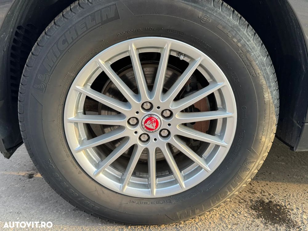 Jaguar F-Pace 20d RWD Prestige - 22