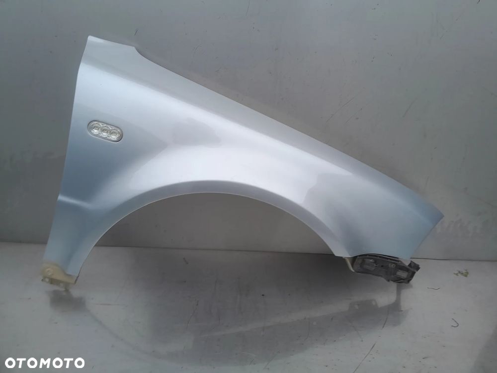 błotnik VW Passat B5 FL LA7W - 1