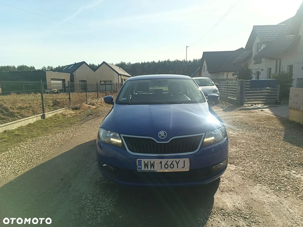 Skoda RAPID 1.6 TDI DPF Ambition - 3