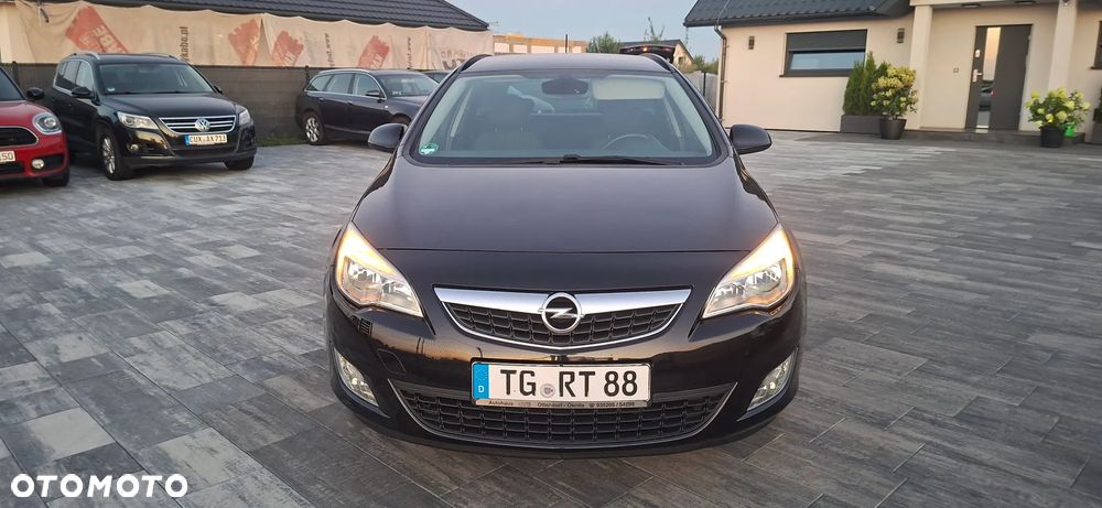 Opel Astra 1.6 Color Edition - 10