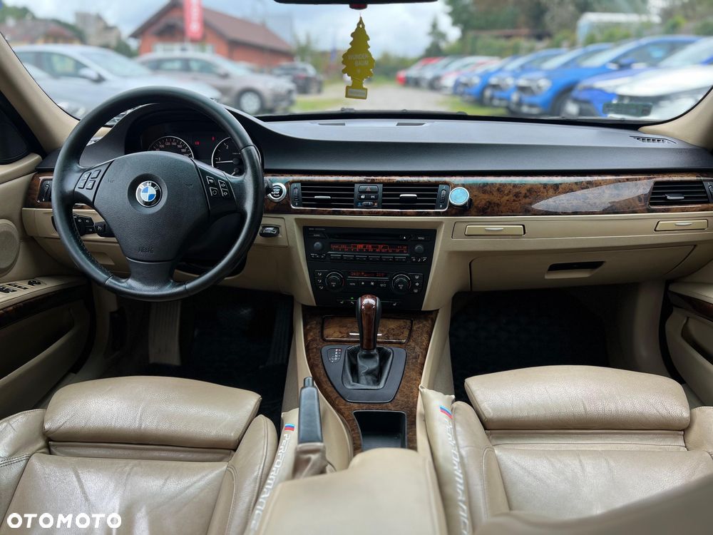 BMW Seria 3 - 12