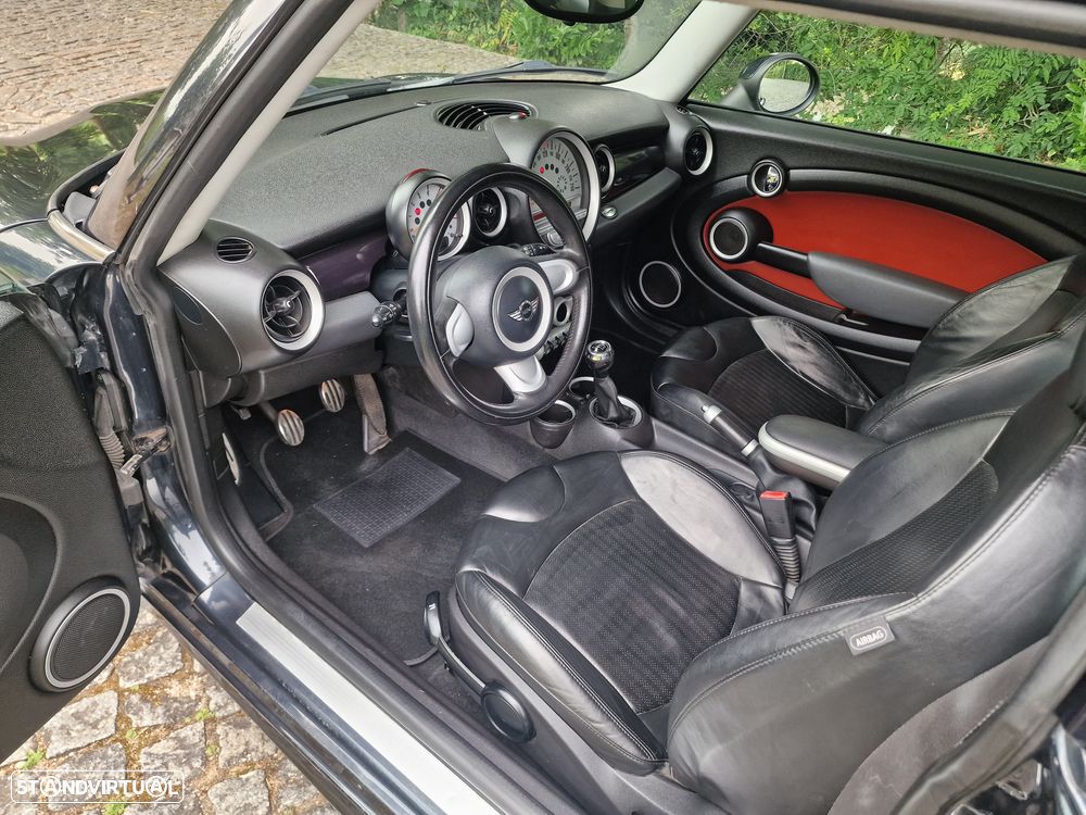 MINI 3 Portas Cooper D - 15