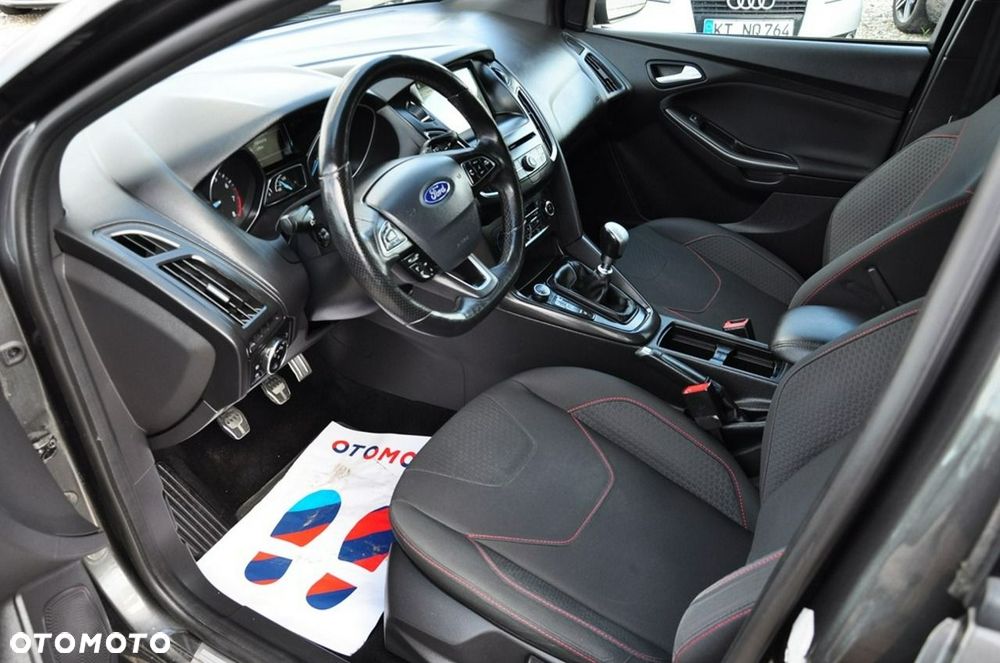 Ford Focus - 29