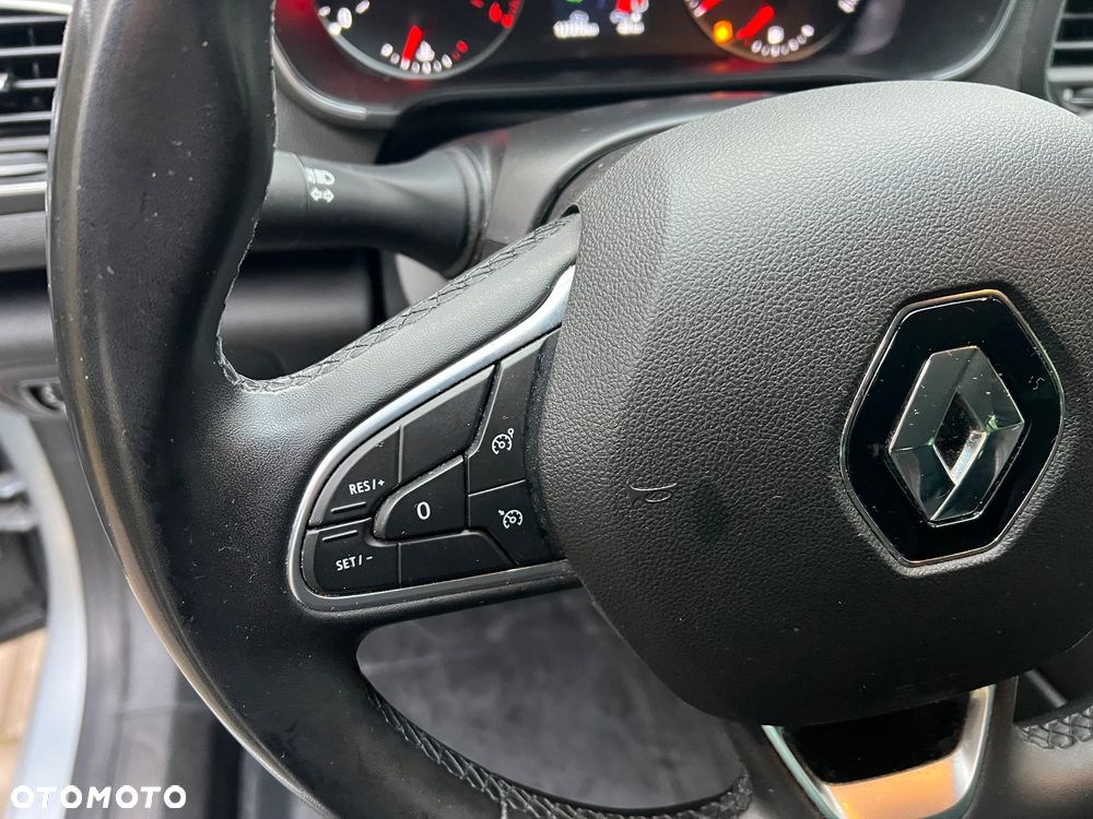Renault Megane 1.5 Blue dCi Intens - 17