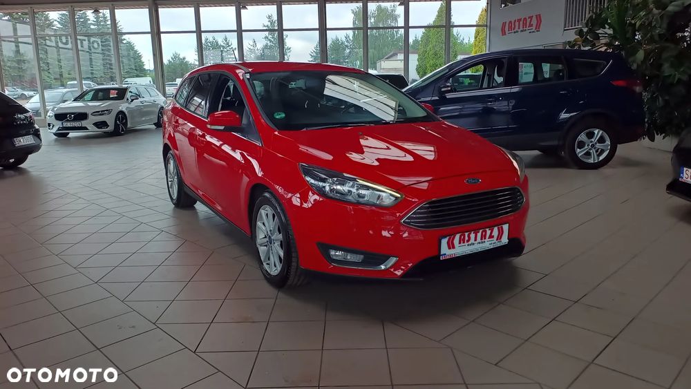 Ford Focus 1.5 EcoBoost Titanium ASS - 3