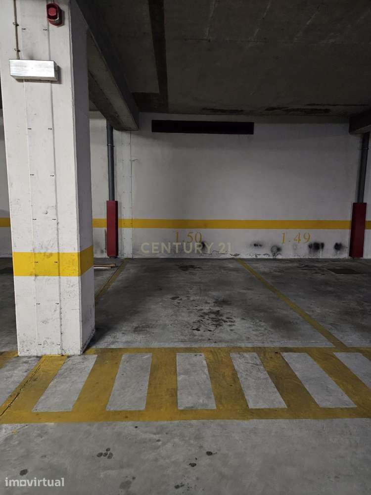 Excelente Parque de Estacionamento para Venda - Grande imagem: 3/16