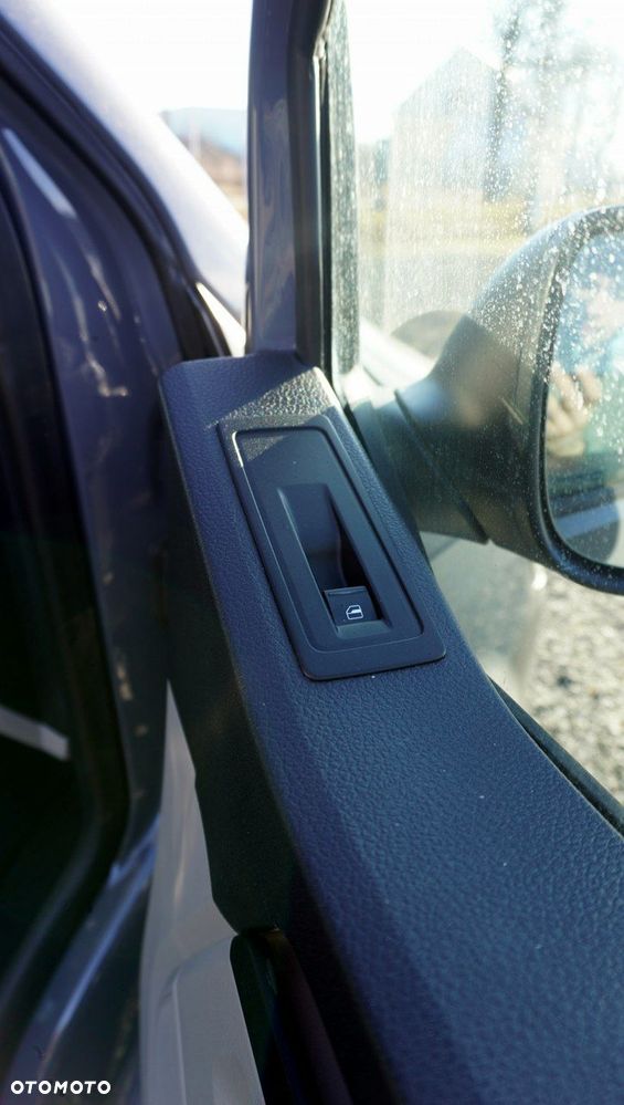 Volkswagen Transporter L2H1 - 24