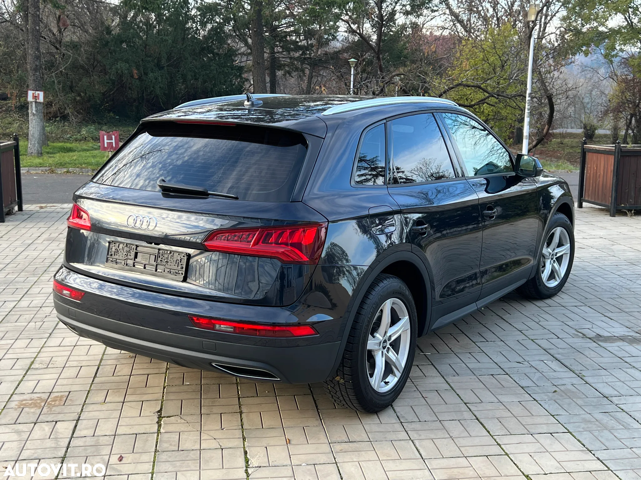 Audi Q5 35 TDI S tronic MHEV Basic - 10