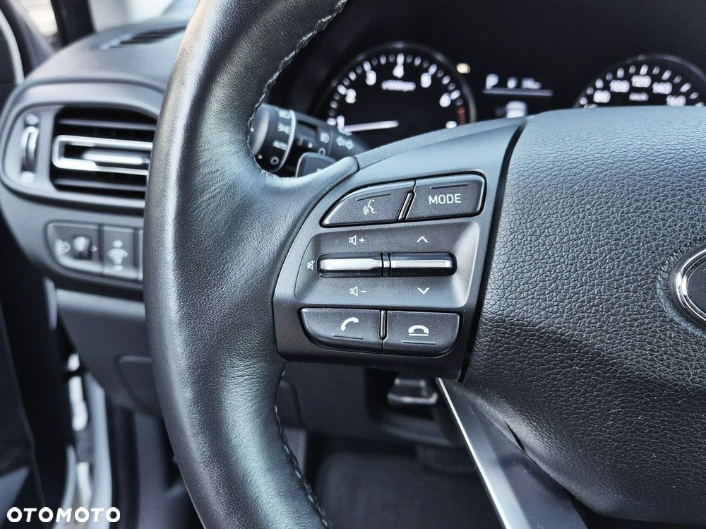 Hyundai i30 1.5 T-GDI 48V Smart DCT - 17