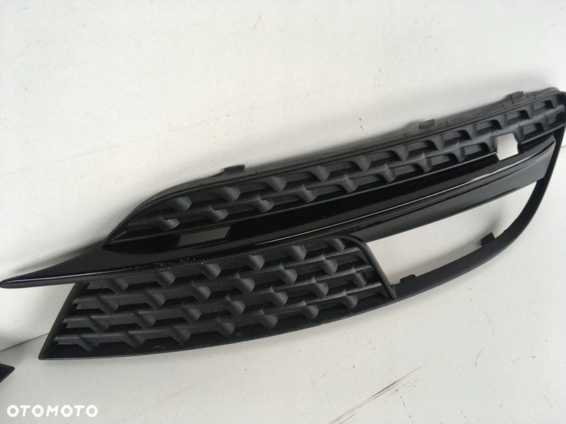 AUDI A5 S5 12- KRATKA ZDERZA 8T0807682H 8T0807681H - 2
