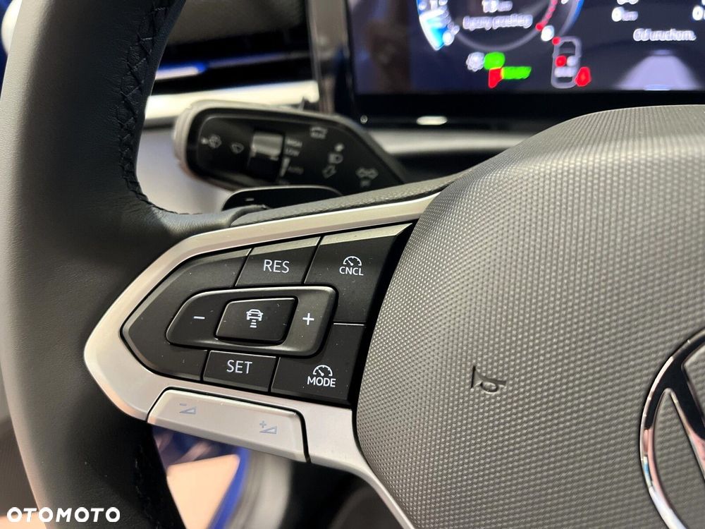 Volkswagen T-Roc - 14