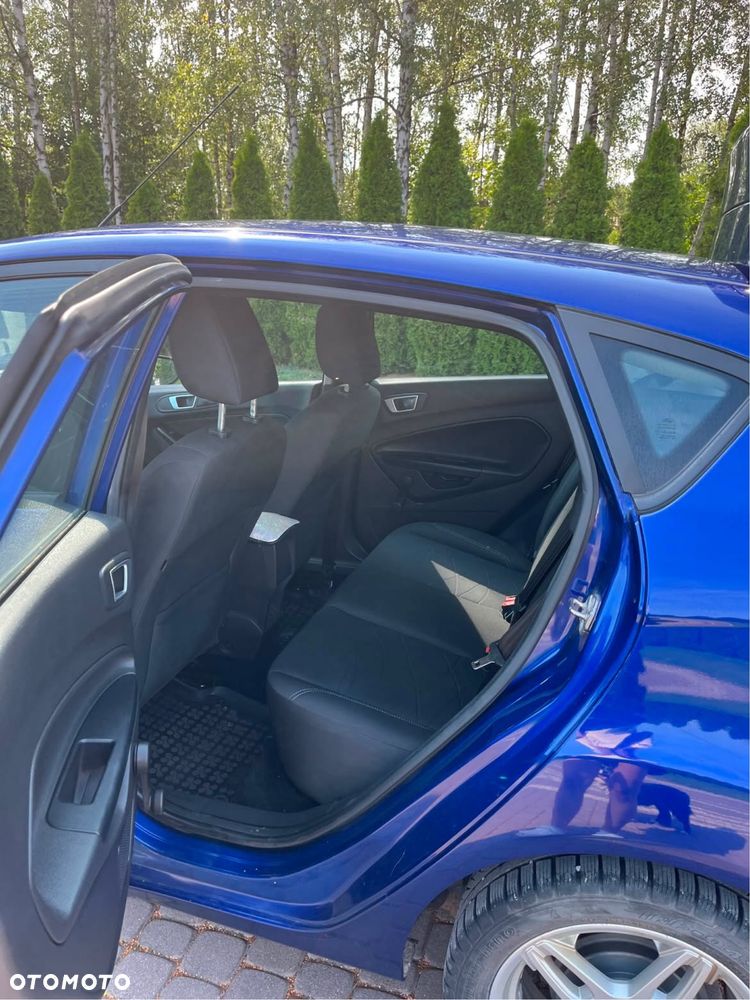 Ford Fiesta - 2