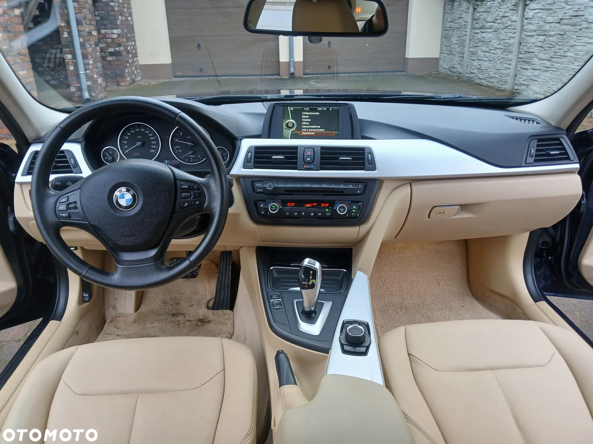 BMW Seria 3 328i xDrive - 18