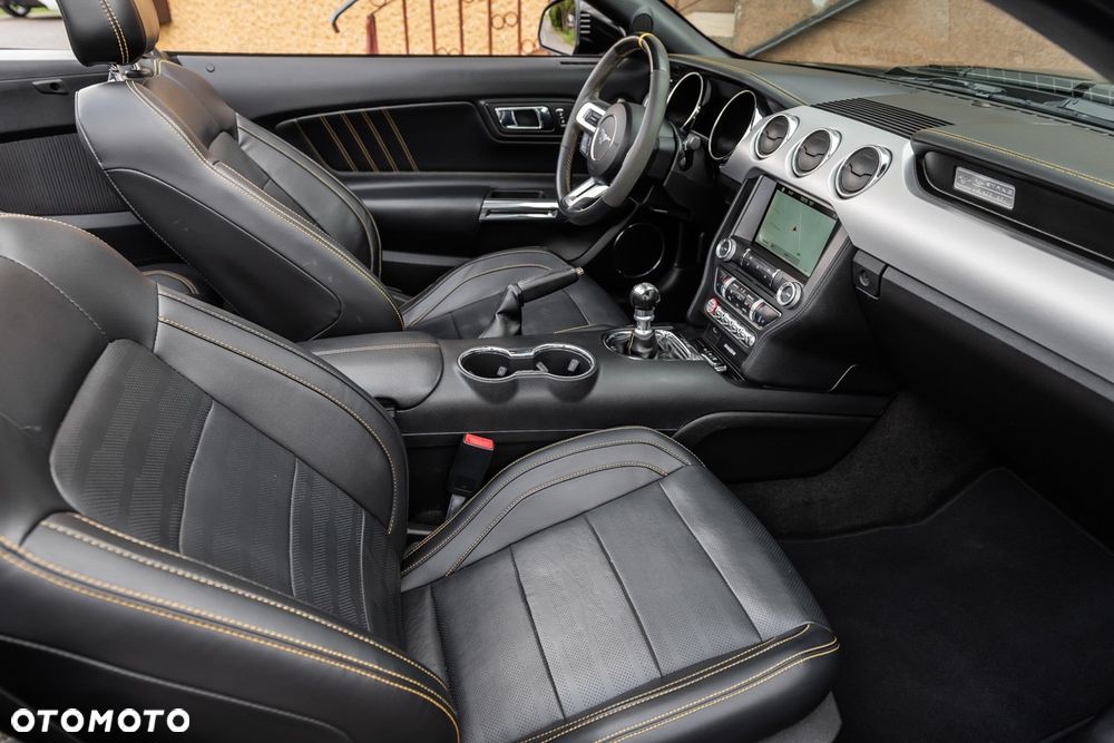 Ford Mustang 5.0 V8 GT - 25