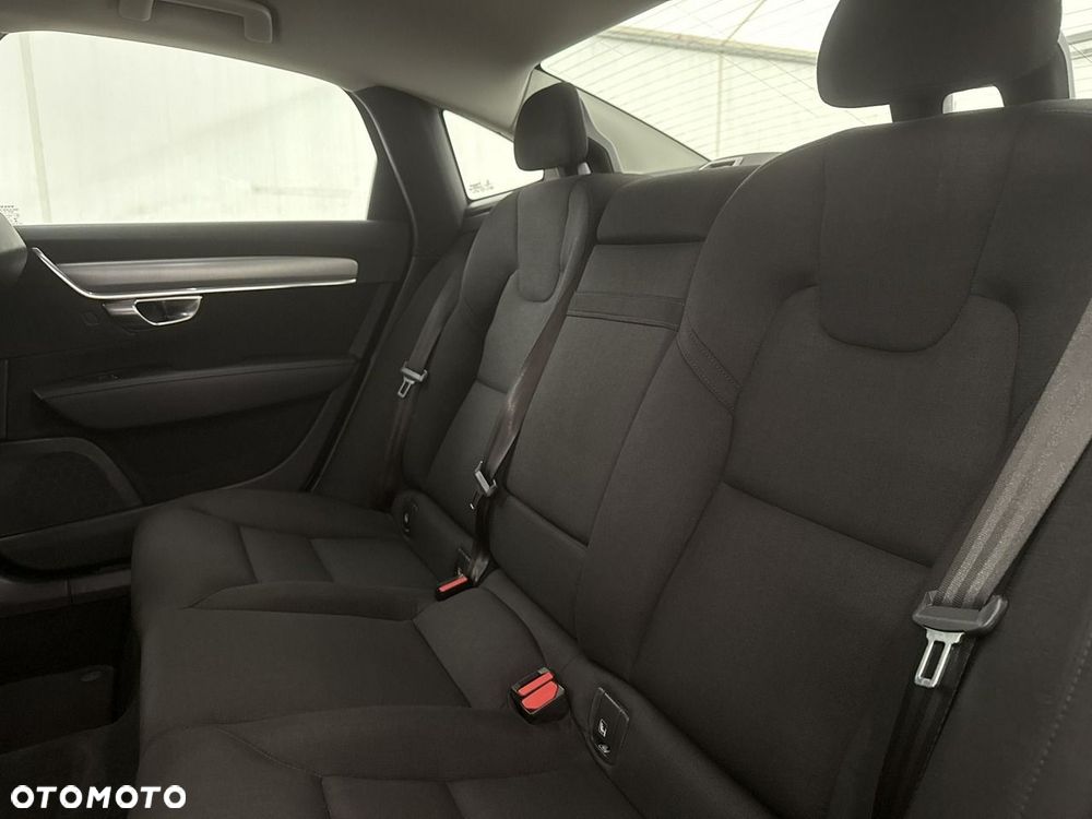 Volvo S90 - 19