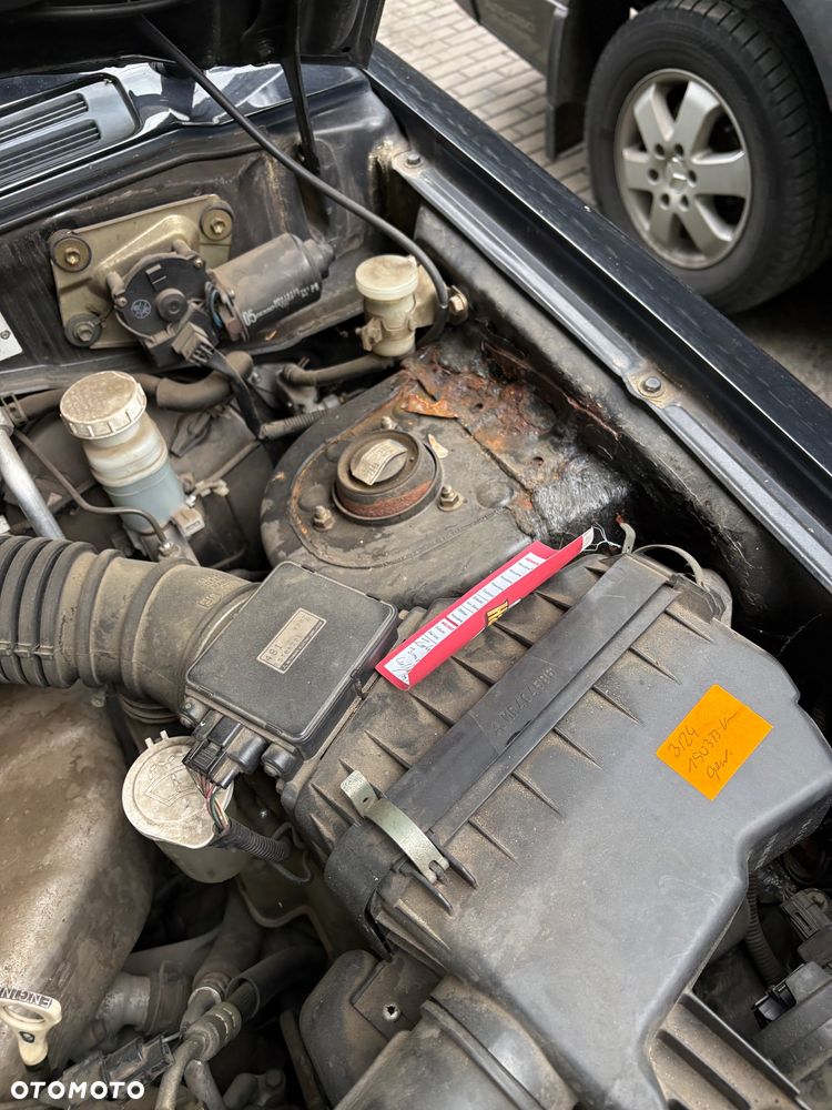 Mitsubishi Pajero Pinin 1.8 - 9