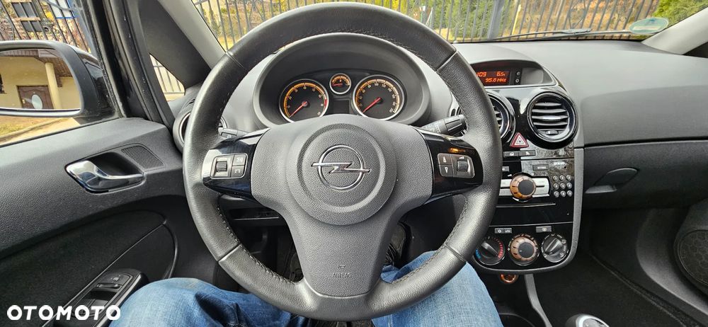 Opel Corsa 1.4 16V Edition 111 Jahre - 16