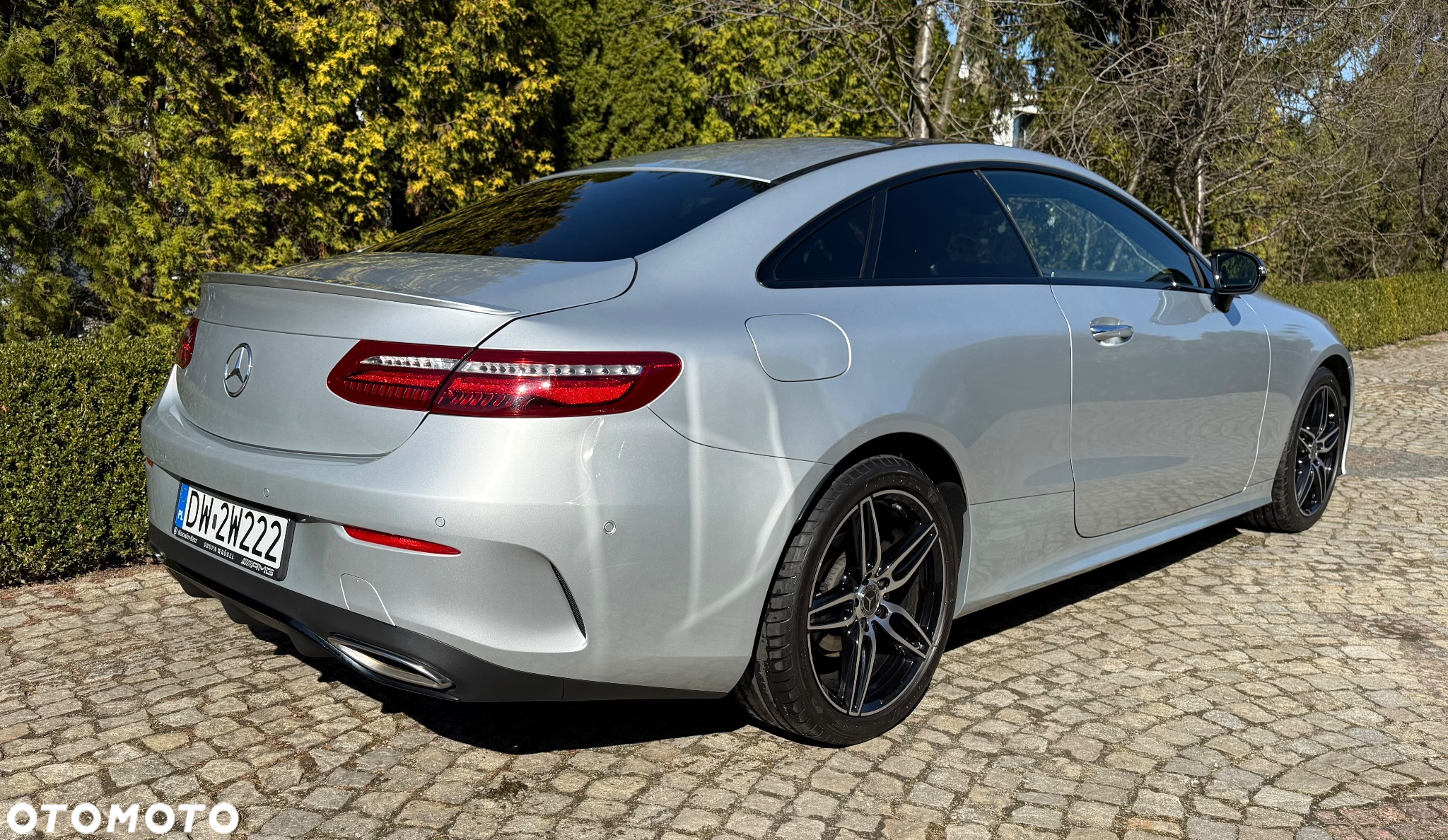 Mercedes-Benz Klasa E 200 Coupe 4-Matic 9G-TRONIC - 3