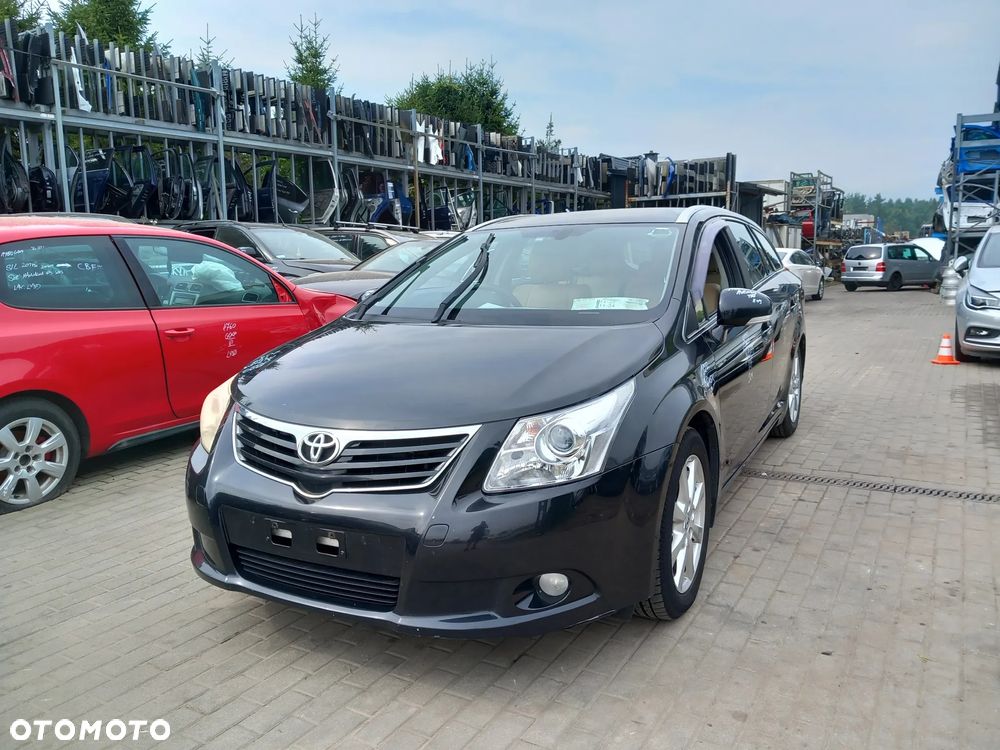 TOYOTA AVENSIS T27 WÓZEK PRZEDNI PRZÓD TRAWERS - 1