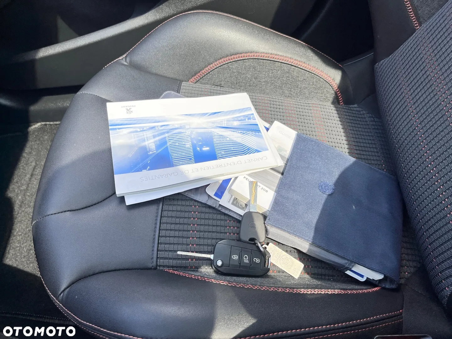 Peugeot 208 1.2 PureTech GPF Allure S&S EAT6 - 23