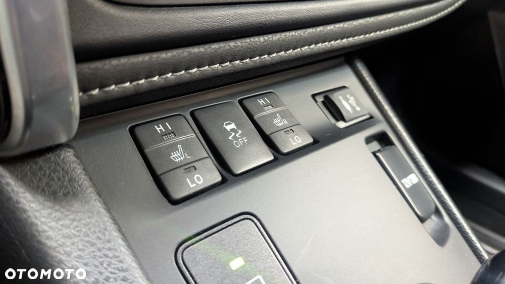 Toyota Auris - 19