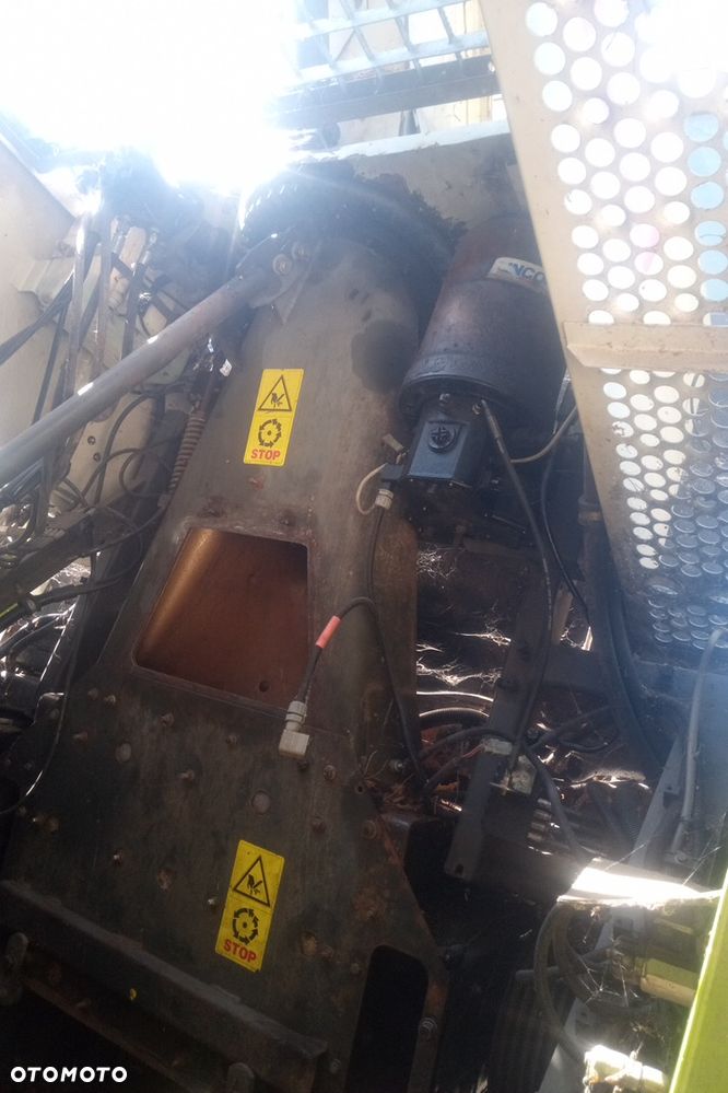 Claas Dominator 98s - 17