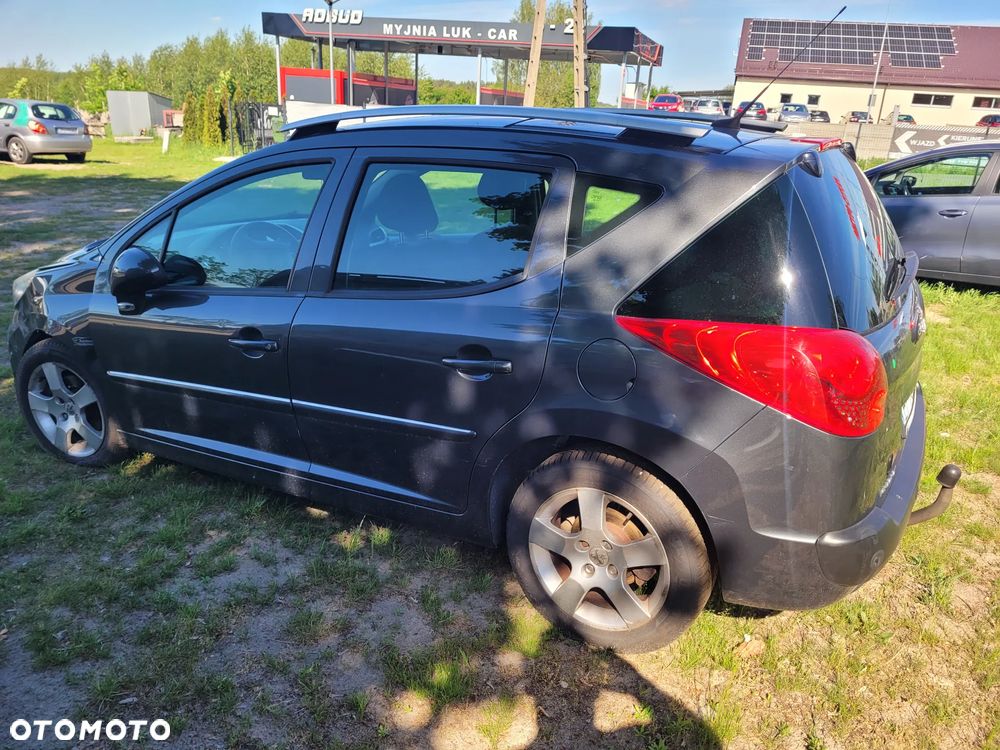 Peugeot 207 1.6 VTi Premium - 8