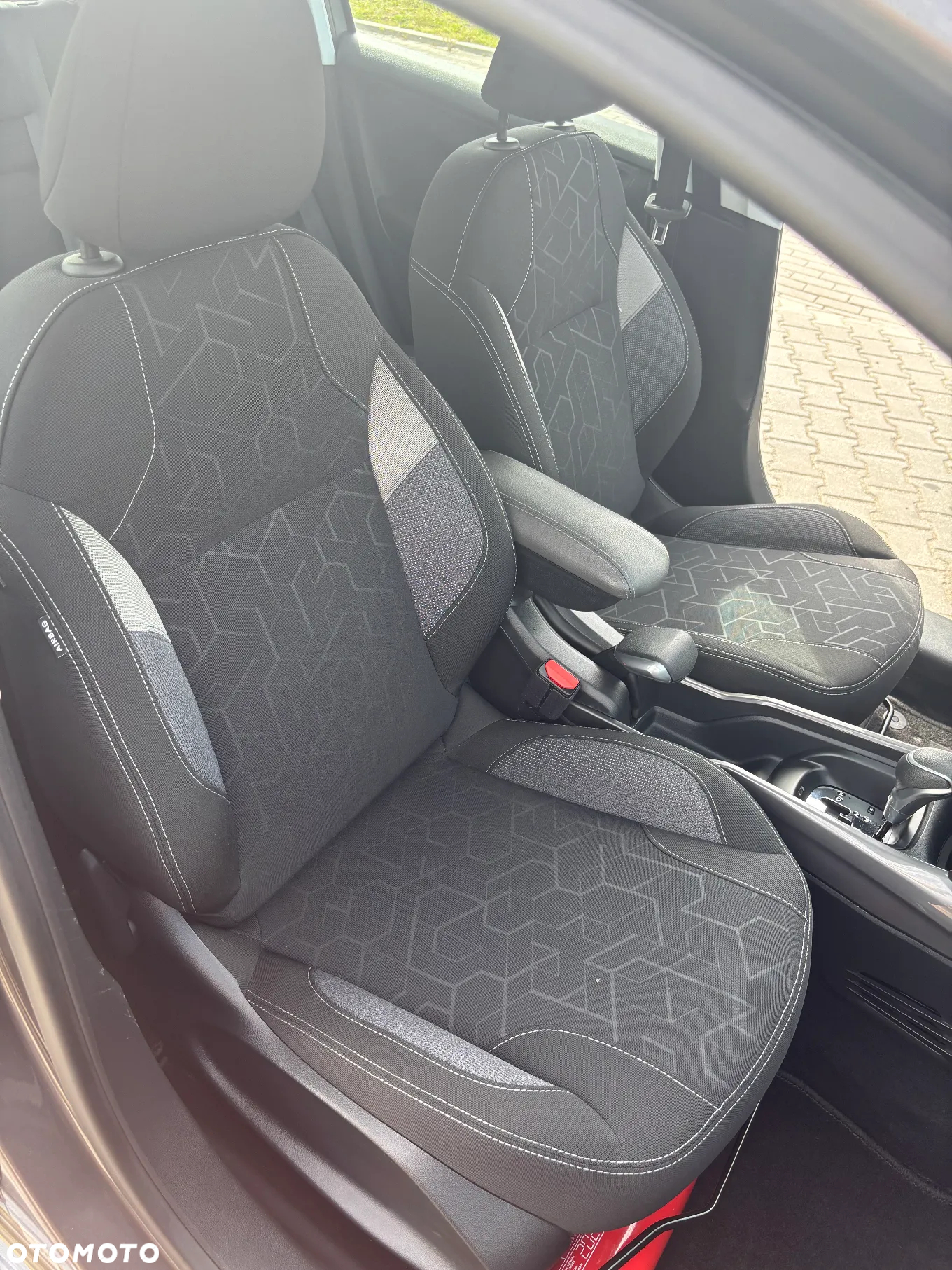 Peugeot 2008 1.2 Pure Tech Active S&S EAT6 - 21