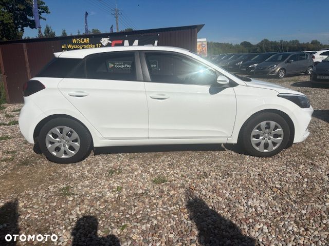 Hyundai i20 1.0 T-GDI Classic Plus DCT - 12