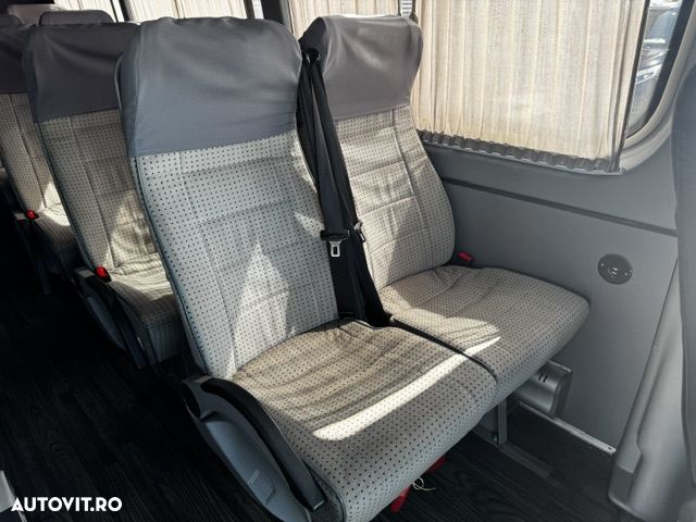 Mercedes-Benz Microbuz Sprinter 519  CDI motor 3 litri - 12