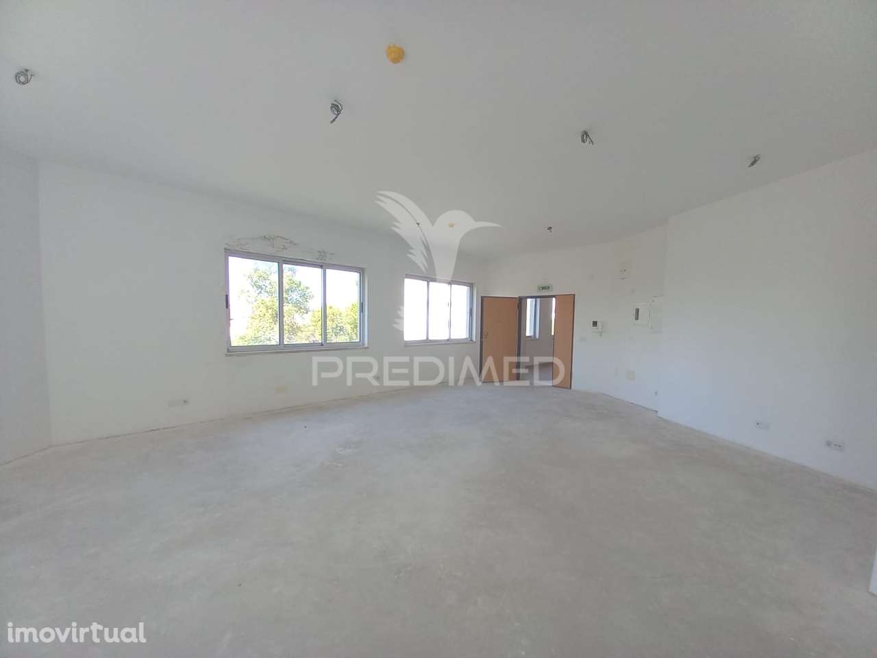 Escritório – Urbanização dos Plátanos, Abrantes. - Grande imagem: 4/17