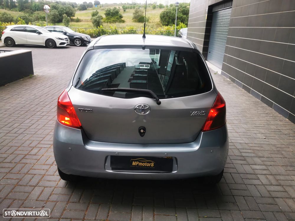 Toyota Yaris 1.0 VVT-i AC - 16