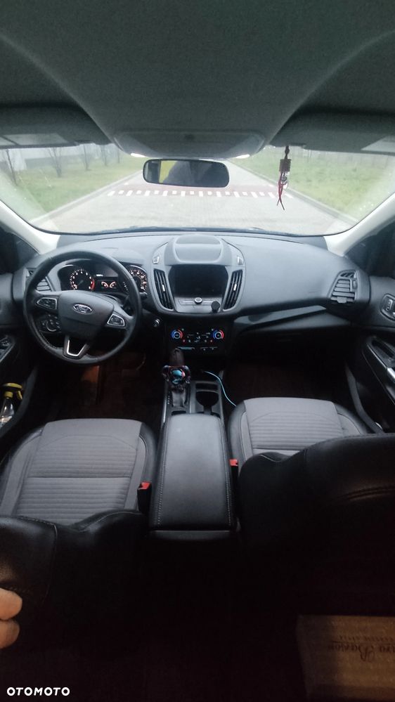 Ford Kuga 1.5 EcoBoost FWD Trend ASS GPF - 24