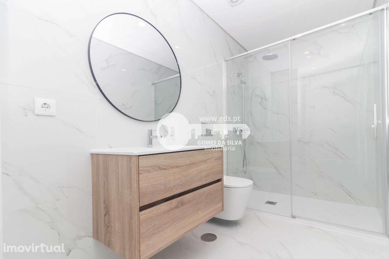 Apartamento T2+1 com terraço no centro de Braga - Grande imagem: 5/33