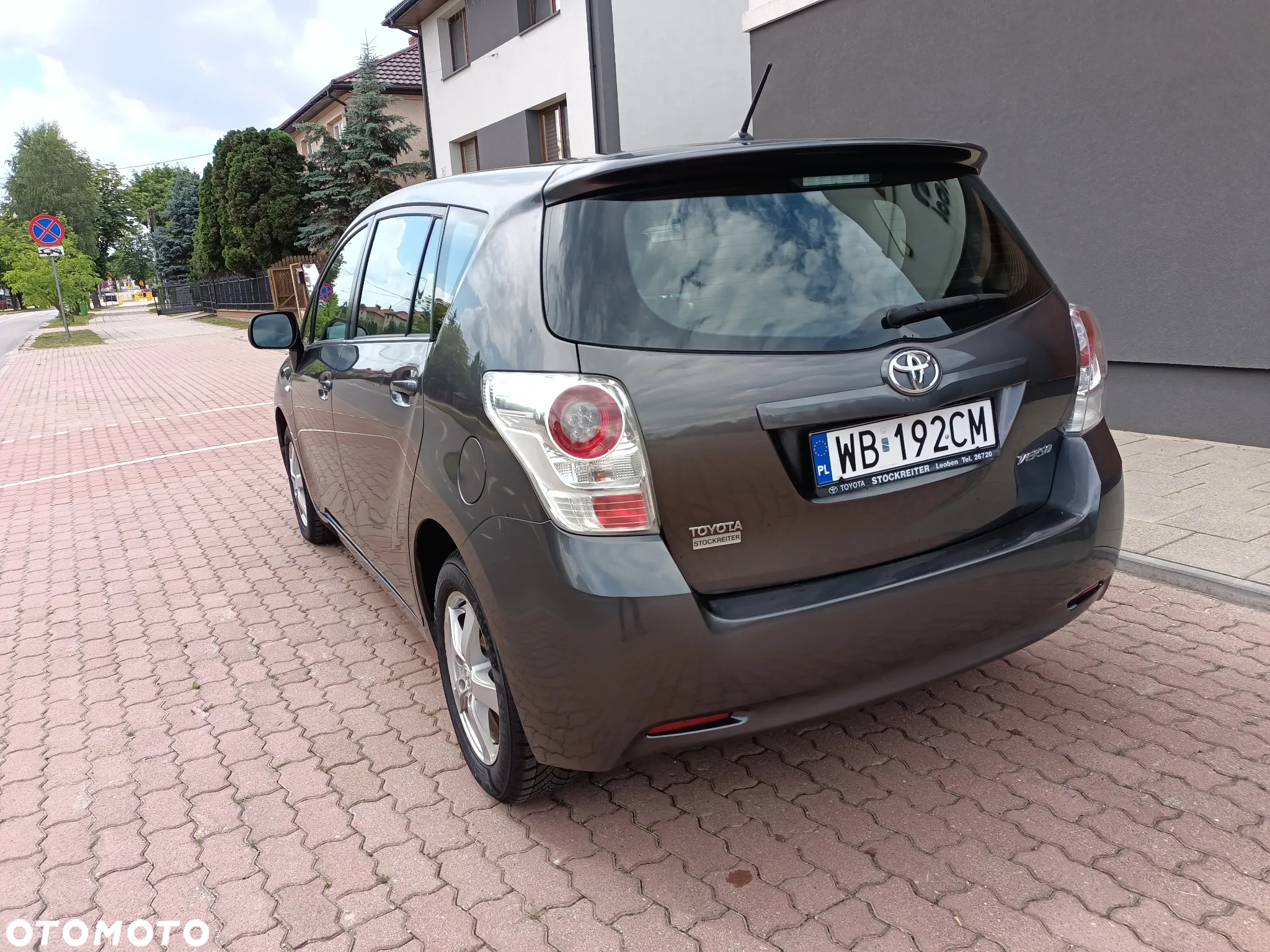 Toyota Verso 1.6 Premium - 3