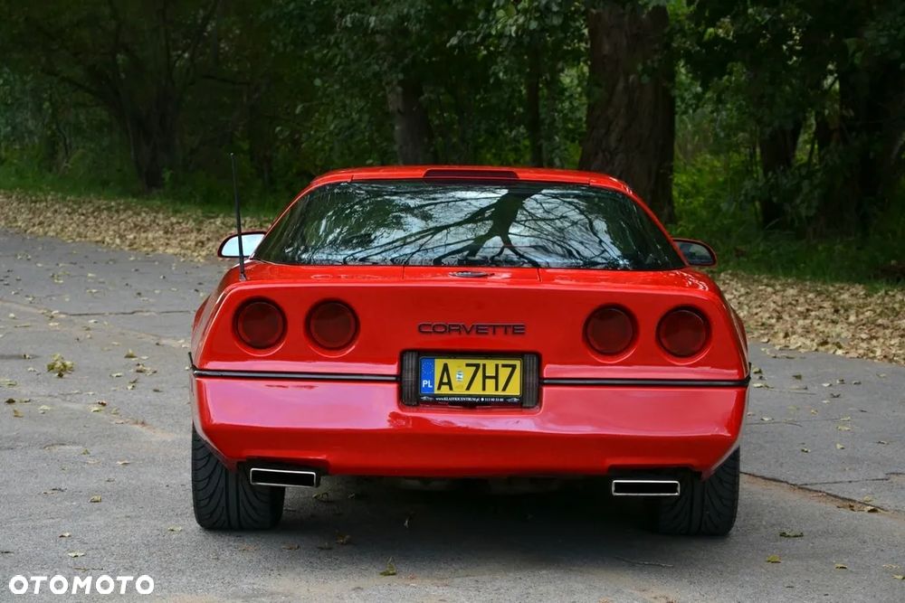 Chevrolet Corvette - 8