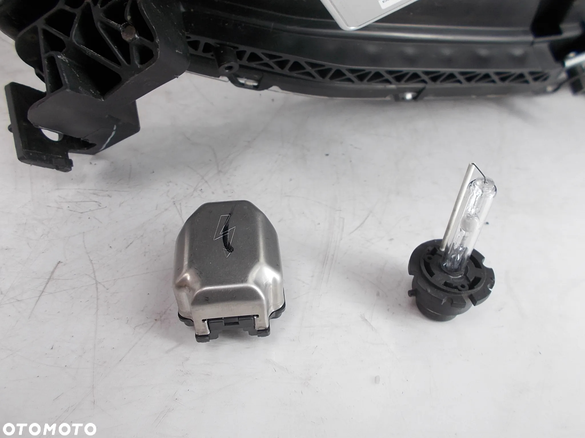 Żarnik Xenon CRV IV Moduł Lampa wspornik - 7