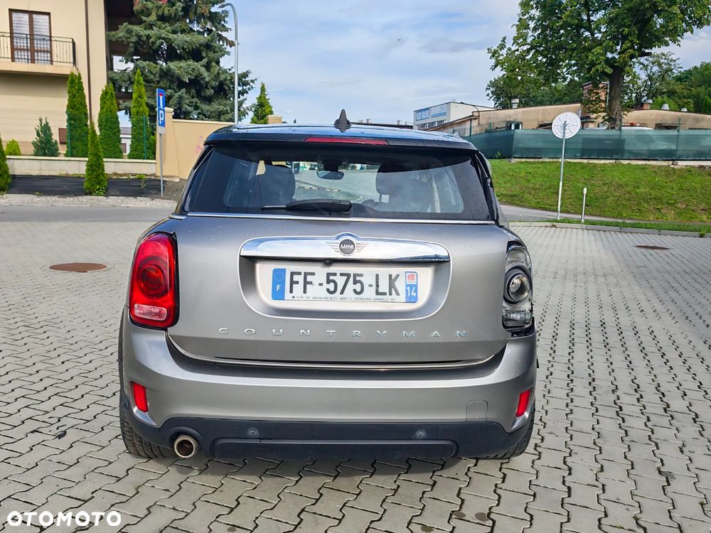 MINI Countryman Cooper Essential Trim - 7