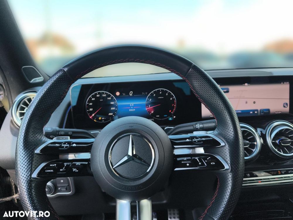 Mercedes-Benz GLB 250 4MATIC Aut. - 11