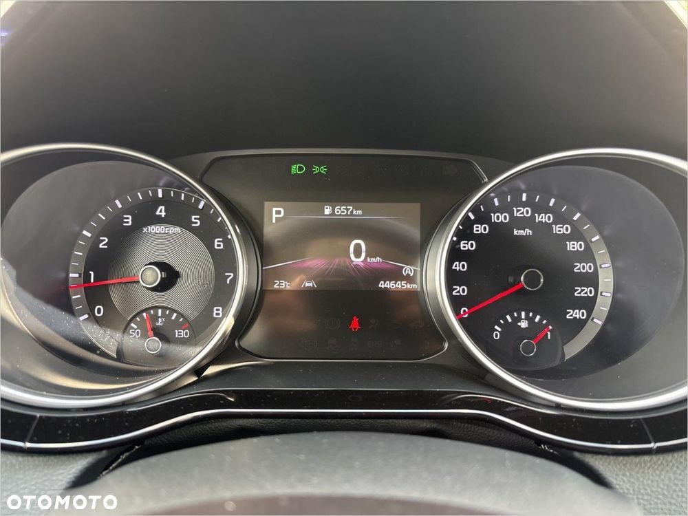 Kia Ceed 1.5 T-GDI L DCT - 12
