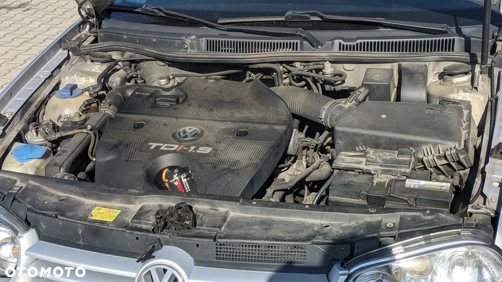 Volkswagen Golf 1.9 TDI GTI - 11