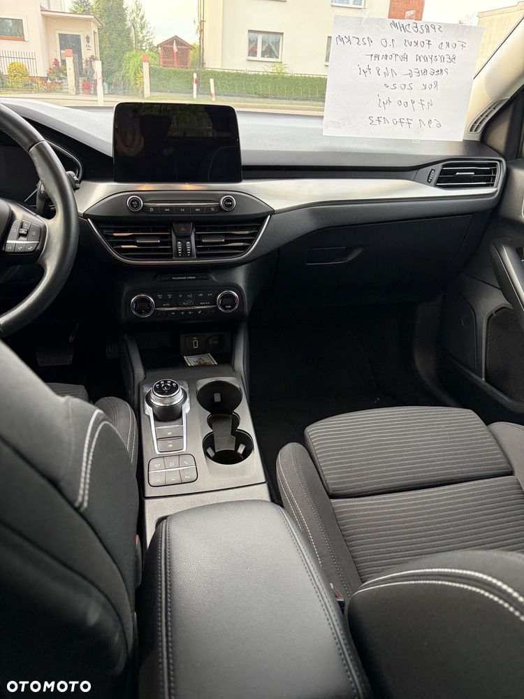 Ford Focus 1.0 EcoBoost Titanium - 12