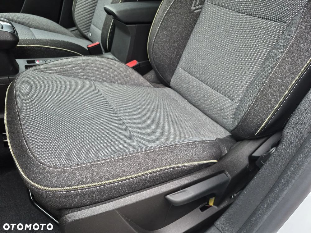 Renault Captur 1.0 TCe Techno - 12