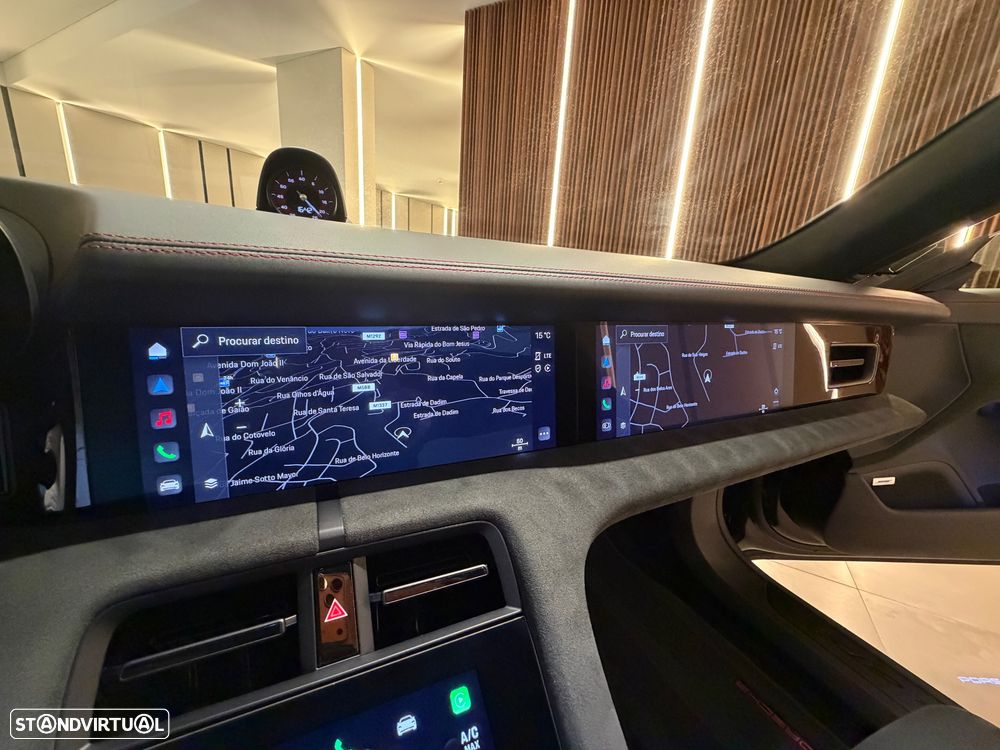 Porsche Taycan GTS - 51