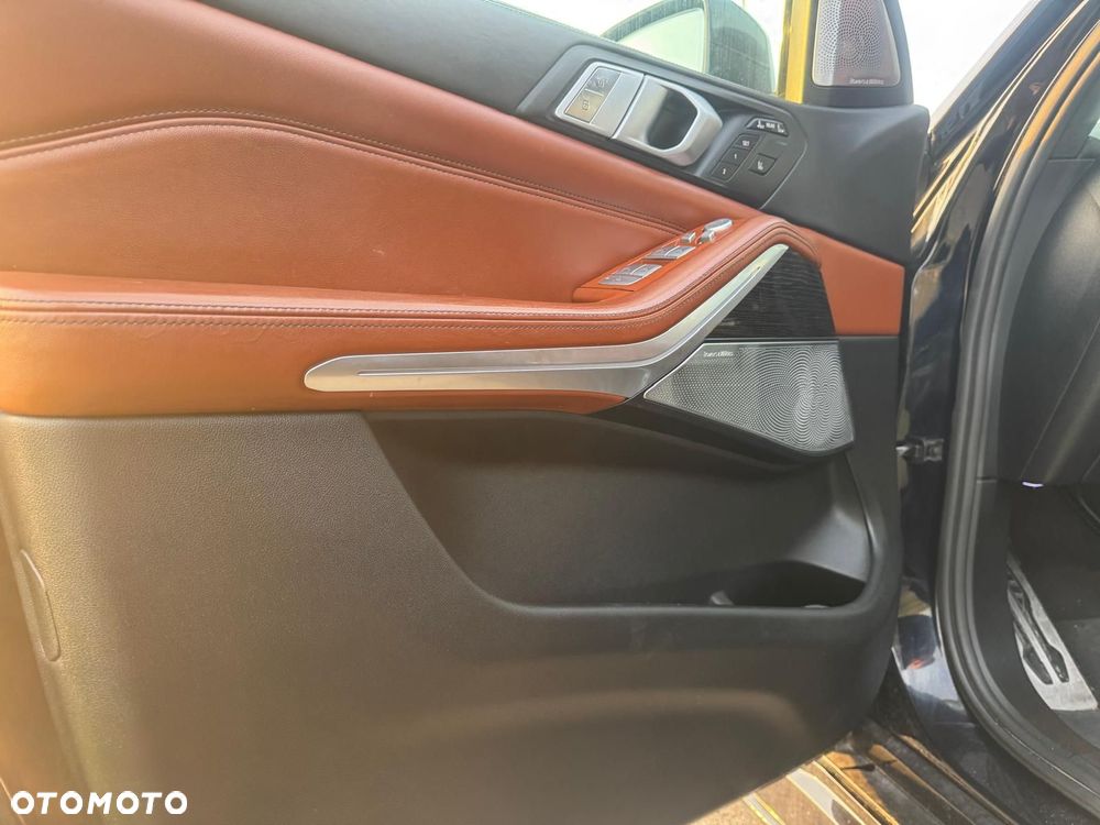 BMW X7 M50d sport - 19
